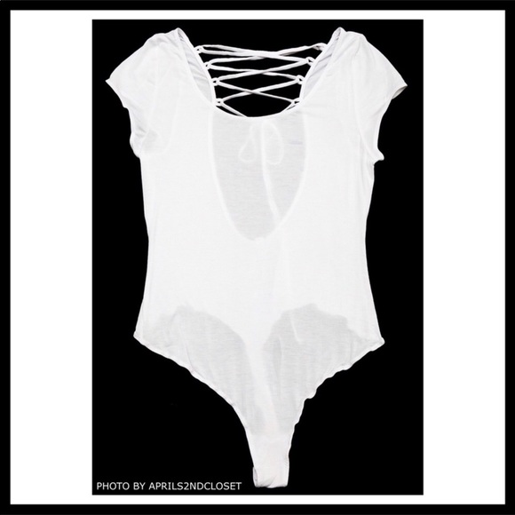 FREE PEOPLE WHITE BOHO BODYSUIT SHORT SLEEVES A2C - Picture 4 of 8